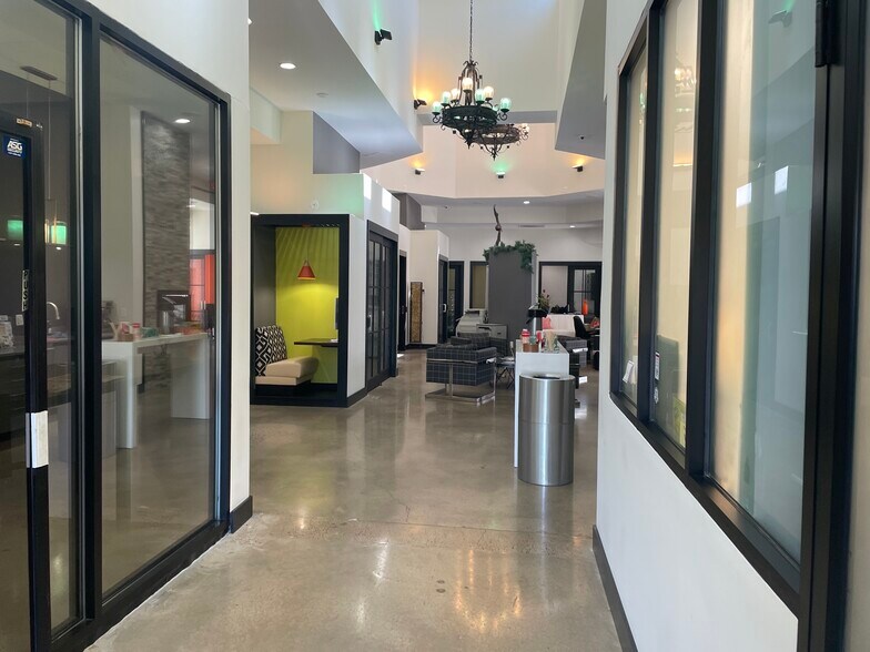 More Photos Of 7373 Comfort Inn Dr, Warrenton General Retail For Lease