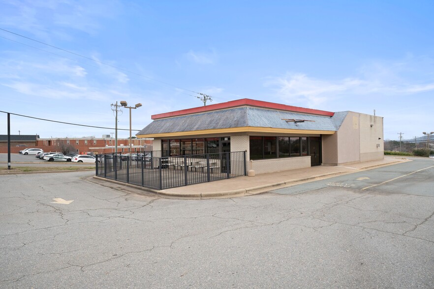 Primary Photo Of 120 Kapp St, Dobson Restaurant For Sale