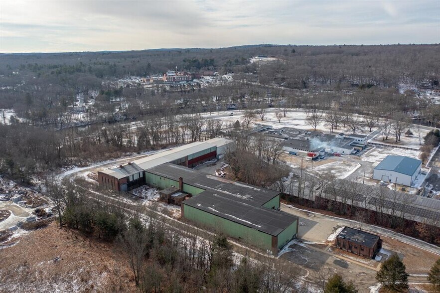 More Photos Of 30 Harris St, Putnam Warehouse For Sale