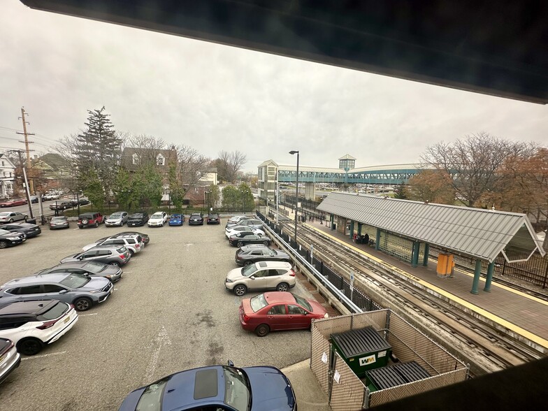 More Photos Of 534-548 Avenue E, Bayonne Office For Sale