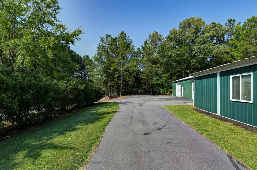 More Photos Of 1901 Hollingshed Rd, Irmo Warehouse For Sale