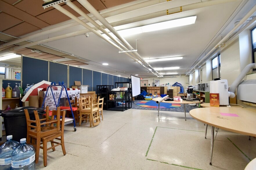 More Photos Of 145 Capital Ave NE, Battle Creek Religious Facility For Sale