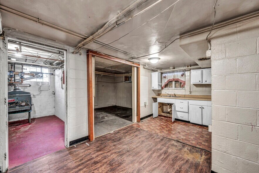 More Photos Of 632 Cleveland St, Elyria Office Residential For Sale