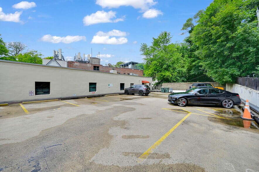 More Photos Of 2 Broadway, Valhalla Office For Sale