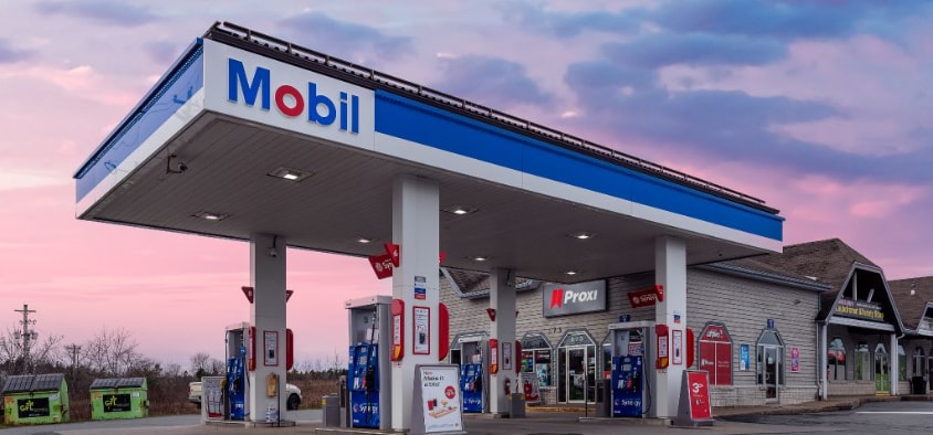 More Photos Of 575 Main St, Halifax Storefront For Lease