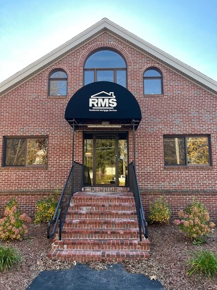 More Photos Of 512 Main St, Shrewsbury Medical For Lease