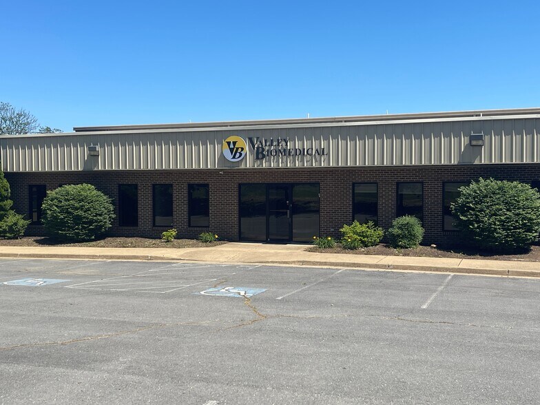 More Photos Of 121 Industrial Dr, Winchester Warehouse For Sale