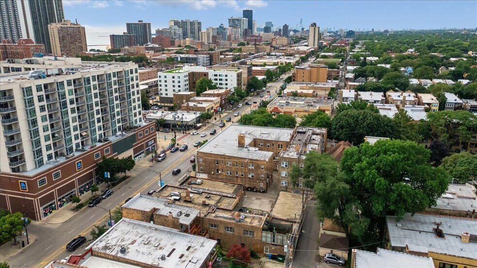 More Photos Of 6222 N Broadway St, Chicago Funeral Home For Sale