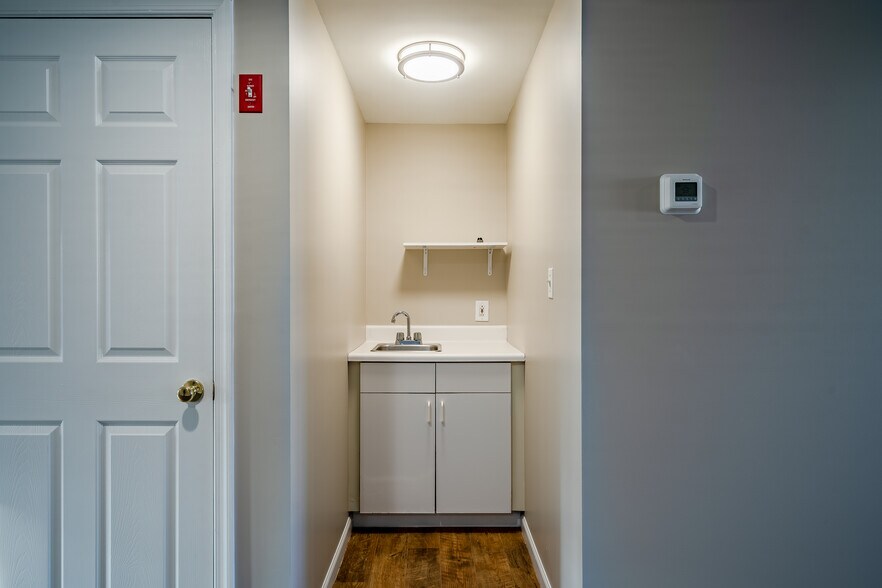 More Photos Of 1512 W Main St, Collegeville Office For Lease