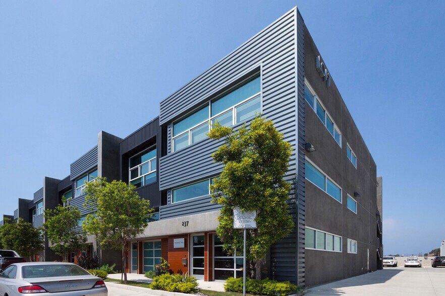 More Photos Of 215-237 California St, El Segundo Loft Creative Space For Lease
