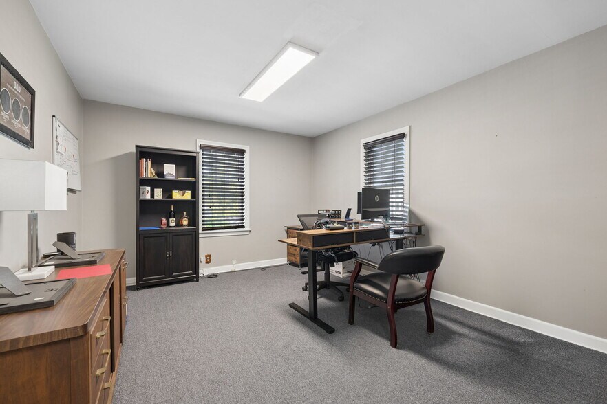 More Photos Of 6 E Washington St, Oswego Office For Sale