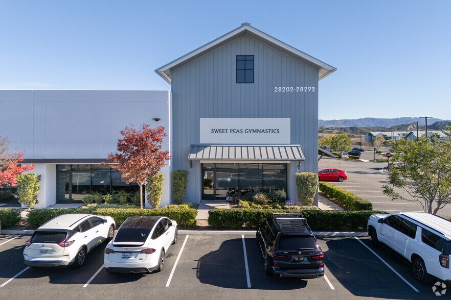 More Photos Of 28202-28292 Airoso St, Rancho Mission Viejo Unknown For Lease