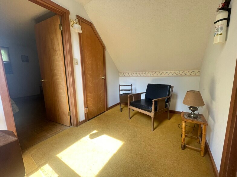 More Photos Of 853 Fairview Rd, Howard Apartments For Sale