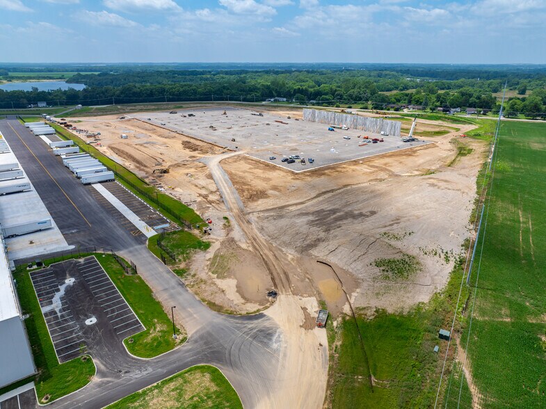 More Photos Of 6725 Schieser Farms Rd W, Lockbourne Warehouse For Lease