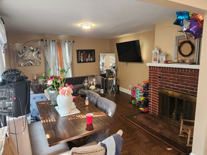 More Photos Of 46 N Fulton Ave, Mount Vernon Apartments For Sale