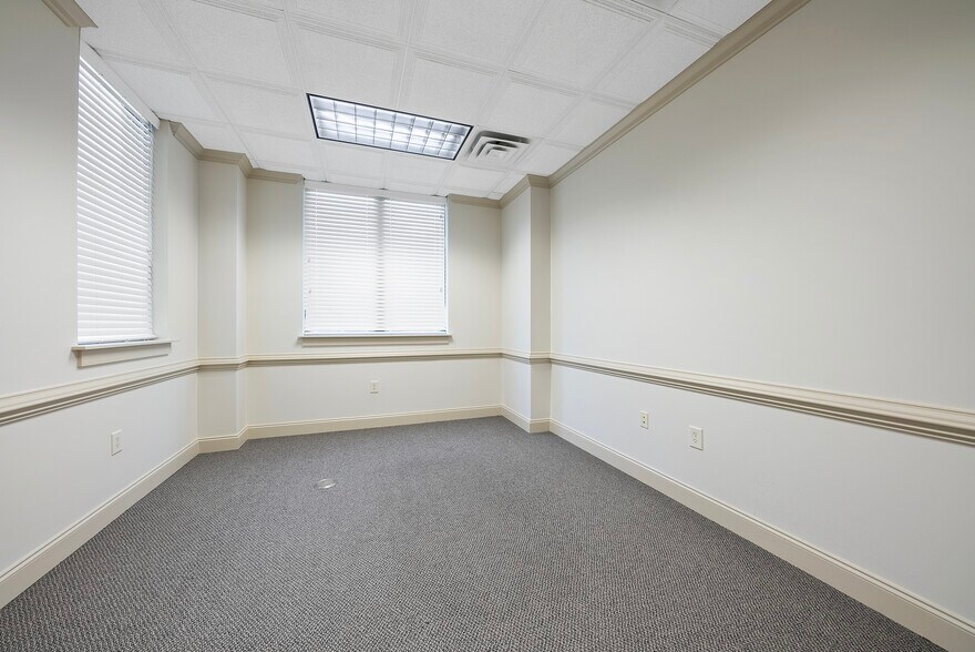 More Photos Of 12316 Hampton Way, Wake Forest Office Residential For Lease