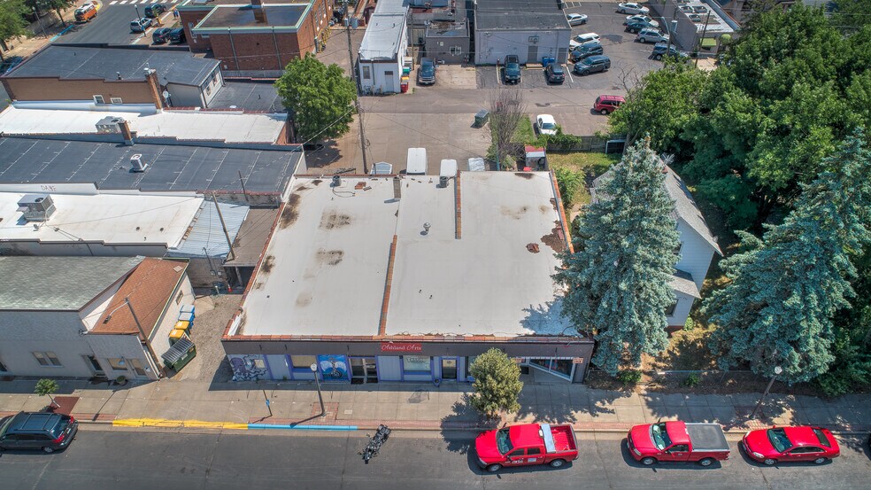 More Photos Of 220 S Ashland St, Cambridge Storefront Retail Office For Sale