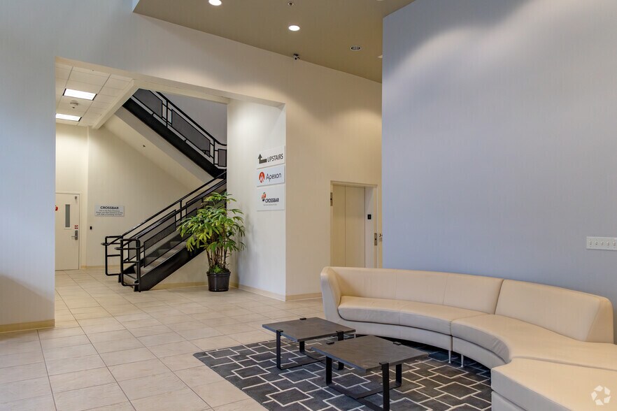 More Photos Of 3200 Patrick Henry Dr, Santa Clara Research And Development For Lease