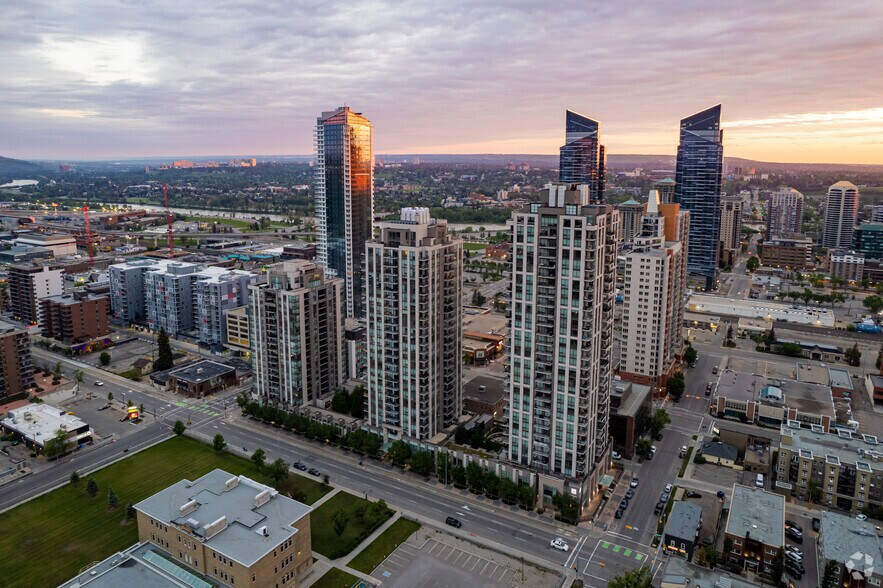 More Photos Of 1118 12th Ave SW, Calgary Apartments For Sale