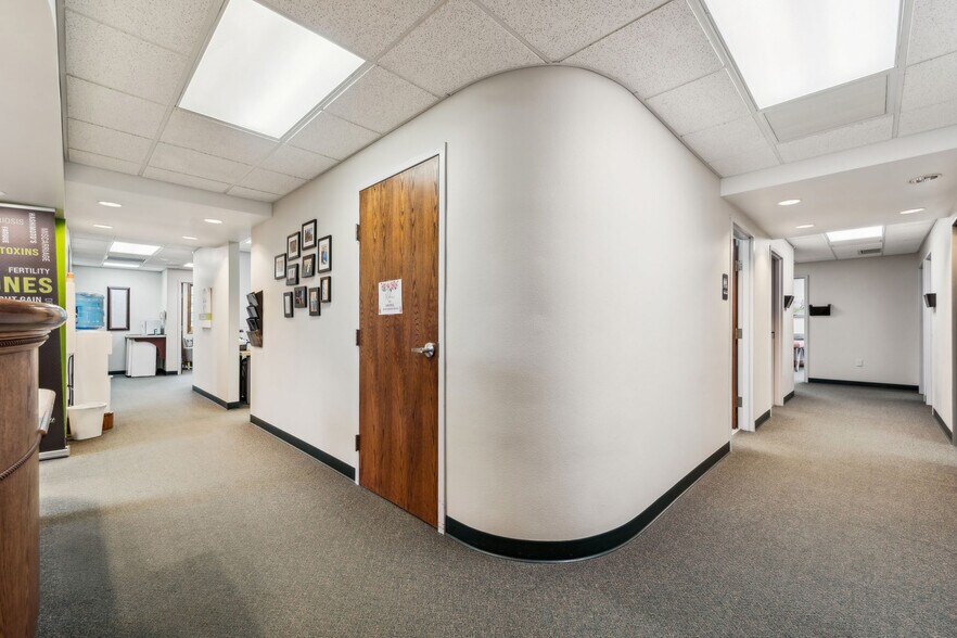More Photos Of 952 S Park Ave, Fond Du Lac Medical For Sale