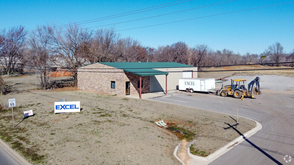 More Photos Of 2901 E Highway 37, Tuttle Flex For Sale