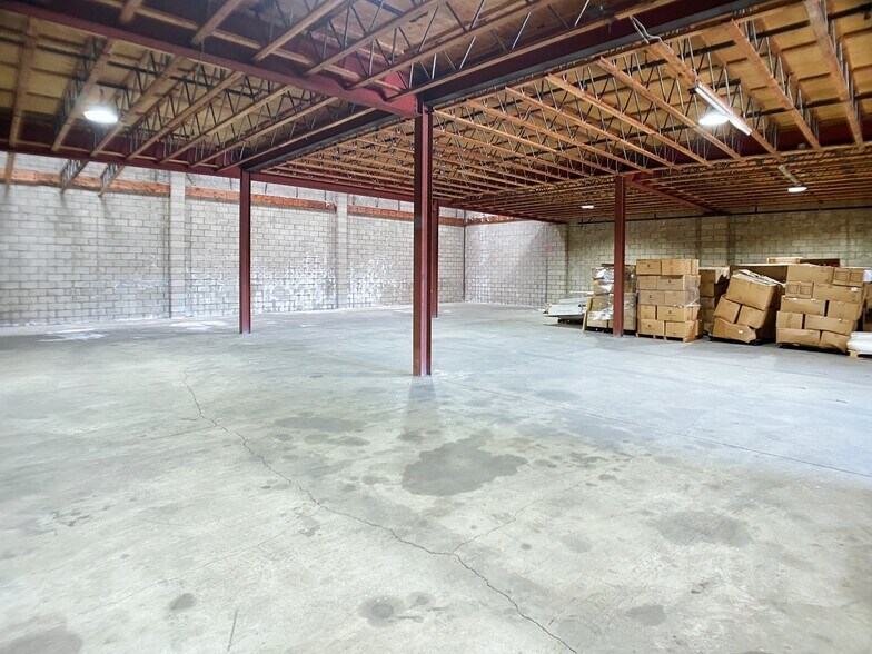 More Photos Of 9517 Gidley St, Temple City Manufacturing For Lease