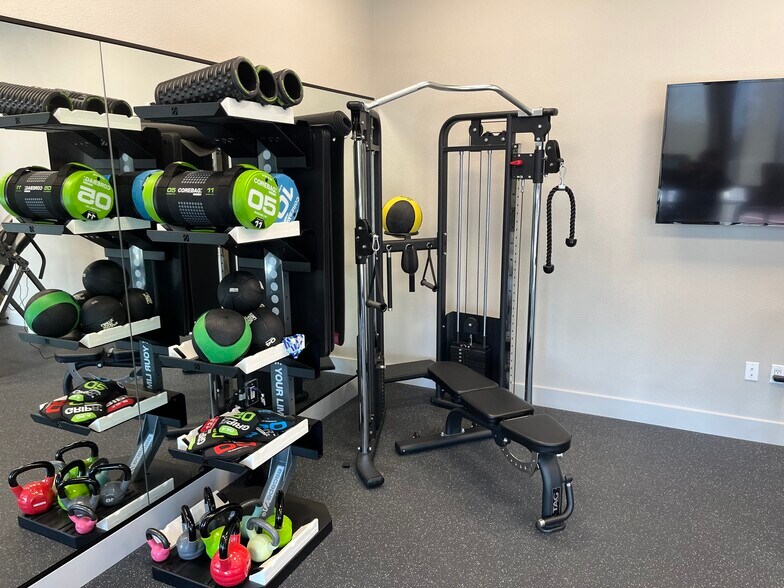 More Photos Of 1098 Lincoln Ave, San Jose Loft Creative Space For Lease