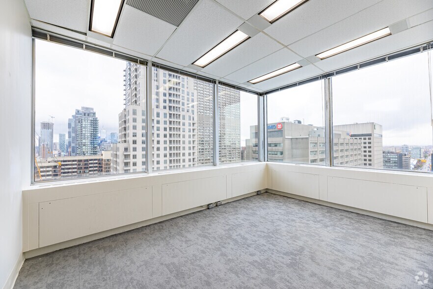 More Photos Of 2 Bloor St W, Toronto Office For Lease