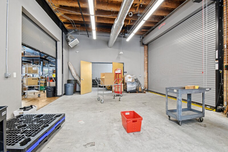 More Photos Of 3840 Bank St, Baltimore Flex For Sale