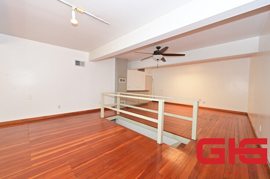 More Photos Of 88 N Hill Ave, Pasadena Storefront For Sale