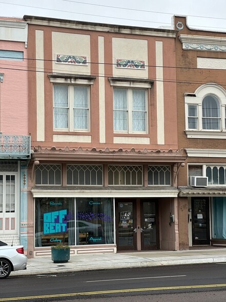 More Photos Of 109-111 N State St, Jackson Loft Creative Space For Sale