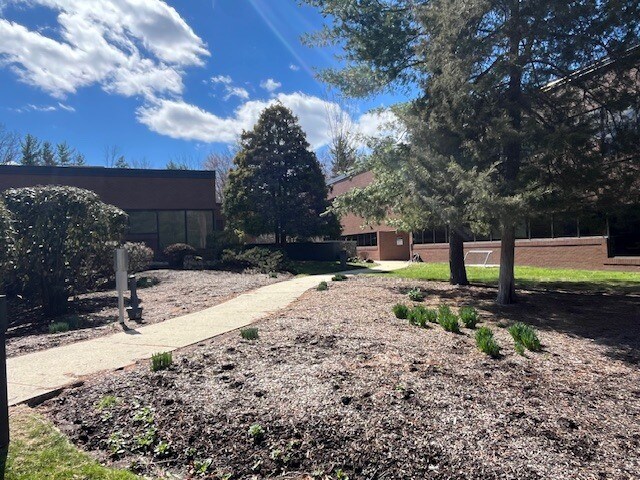 More Photos Of 1000 Herrontown Rd, Princeton Medical For Lease