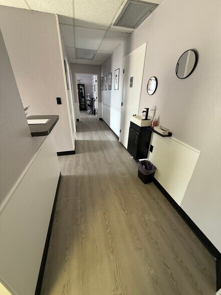 More Photos Of 2980-2982 E Fort Lowell Rd, Tucson Office For Sale