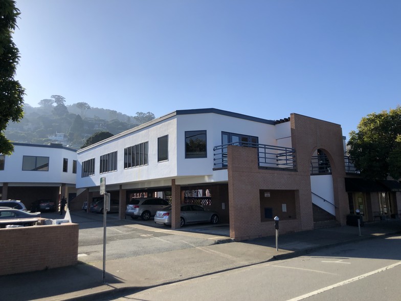 Primary Photo Of 302 Caledonia St, Sausalito Storefront Retail Office For Lease