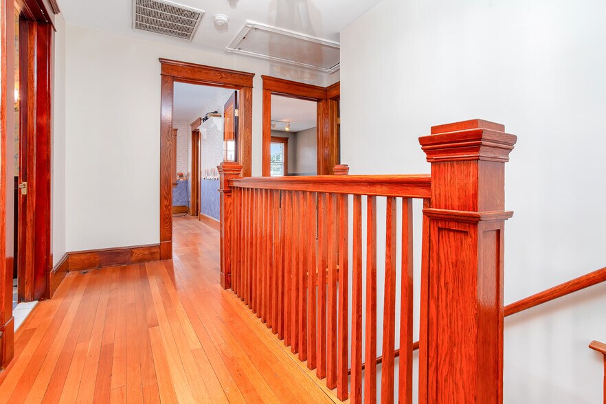 More Photos Of 71 Cedar St, Branford Office For Sale