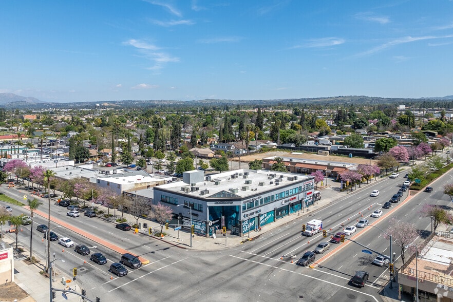 More Photos Of 9496 Magnolia Ave, Riverside Medical For Lease