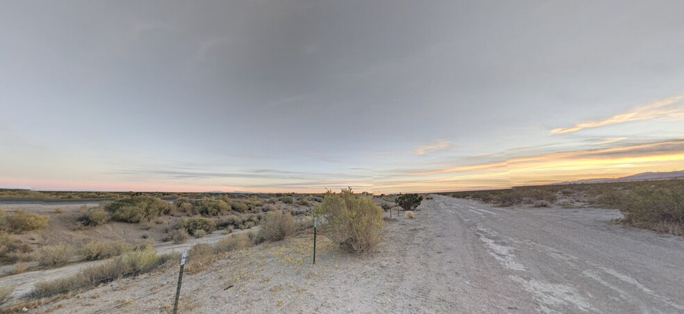 Primary Photo Of 1 70th st, Mojave Land For Sale