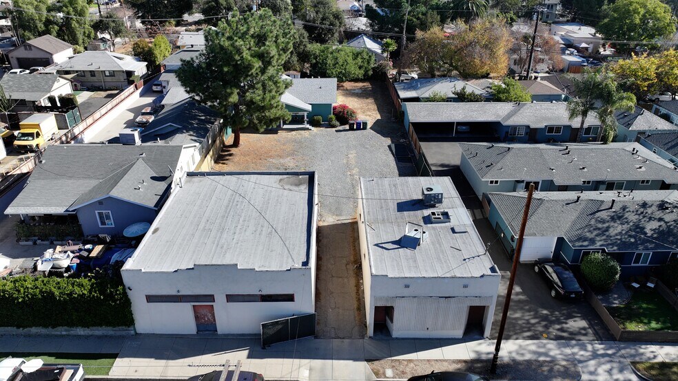 More Photos Of 1736-1740 N Sierra Bonita Ave, Pasadena Office Residential For Sale