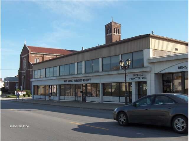 More Photos Of 1329 Pine Ave, Niagara Falls Office For Sale