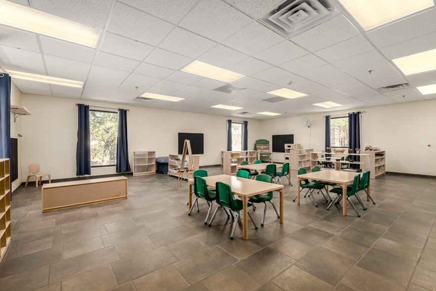 More Photos Of 1494 S Gilbert Rd, Gilbert Daycare Center For Lease