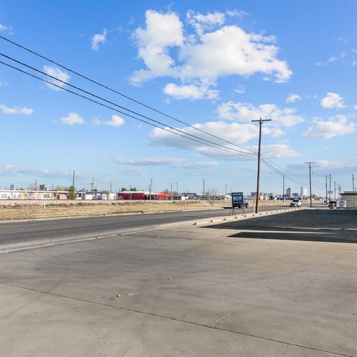 More Photos Of 2703 W Industrial Ave, Midland Warehouse For Lease