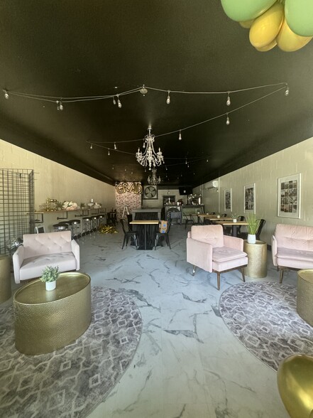 More Photos Of 4217-4219 W Bay To Bay Blvd, Tampa Freestanding For Sale