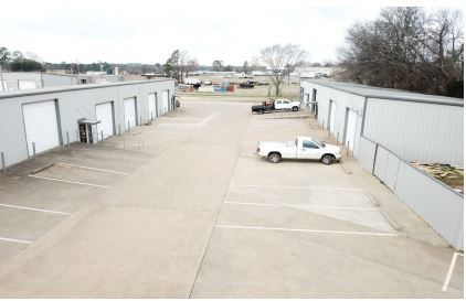 More Photos Of 1409 S Lake Harris Rd, White Oak Warehouse For Lease