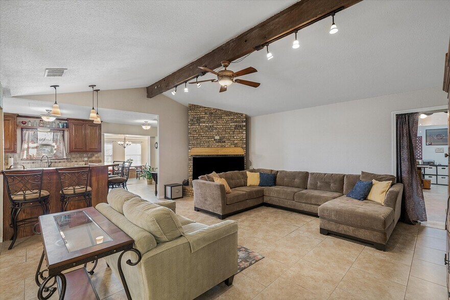 More Photos Of 28323 I-20, Wills Point Restaurant For Sale