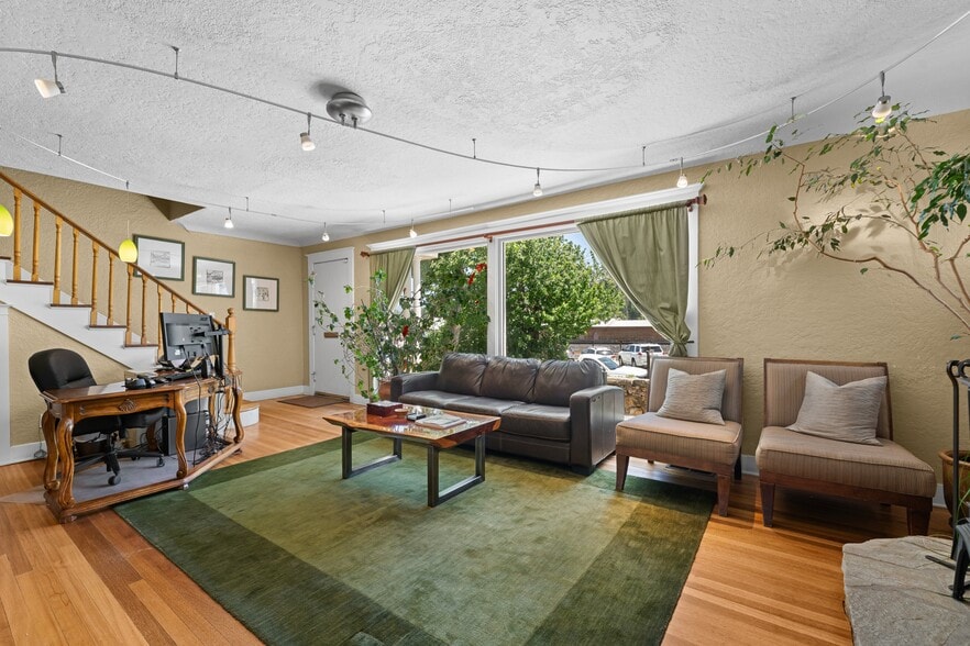 More Photos Of 10280 Donner Pass Rd, Truckee Office Residential For Sale