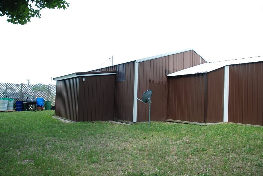 More Photos Of 18798 Honor Hwy, Interlochen General Retail For Sale