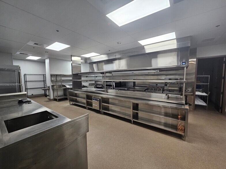 More Photos Of 1044 Inglewood Dr, Fernley Unknown For Lease