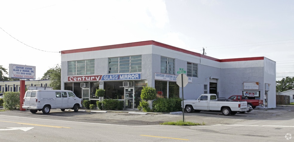 Primary Photo Of 5888 Johnson St, Hollywood Light Manufacturing For Lease
