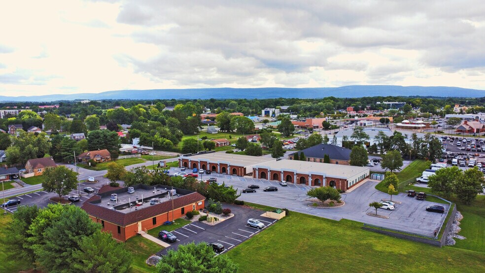 More Photos Of 1825-1829 Howell Rd, Hagerstown Office For Sale