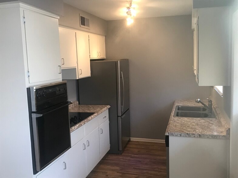 Primary Photo Of 3517 E Montecito Ave, Phoenix Apartments For Sale